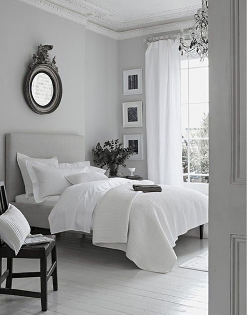 peaceful grey white bedroom | just decorate!